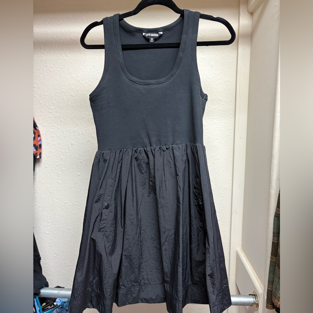 Steve Madden Charcoal Ribbed Top